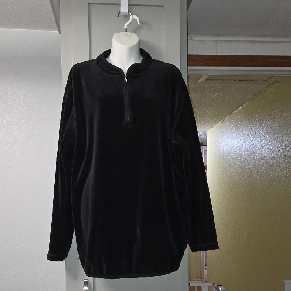 Bechamel Women's Black Zip-Up Top